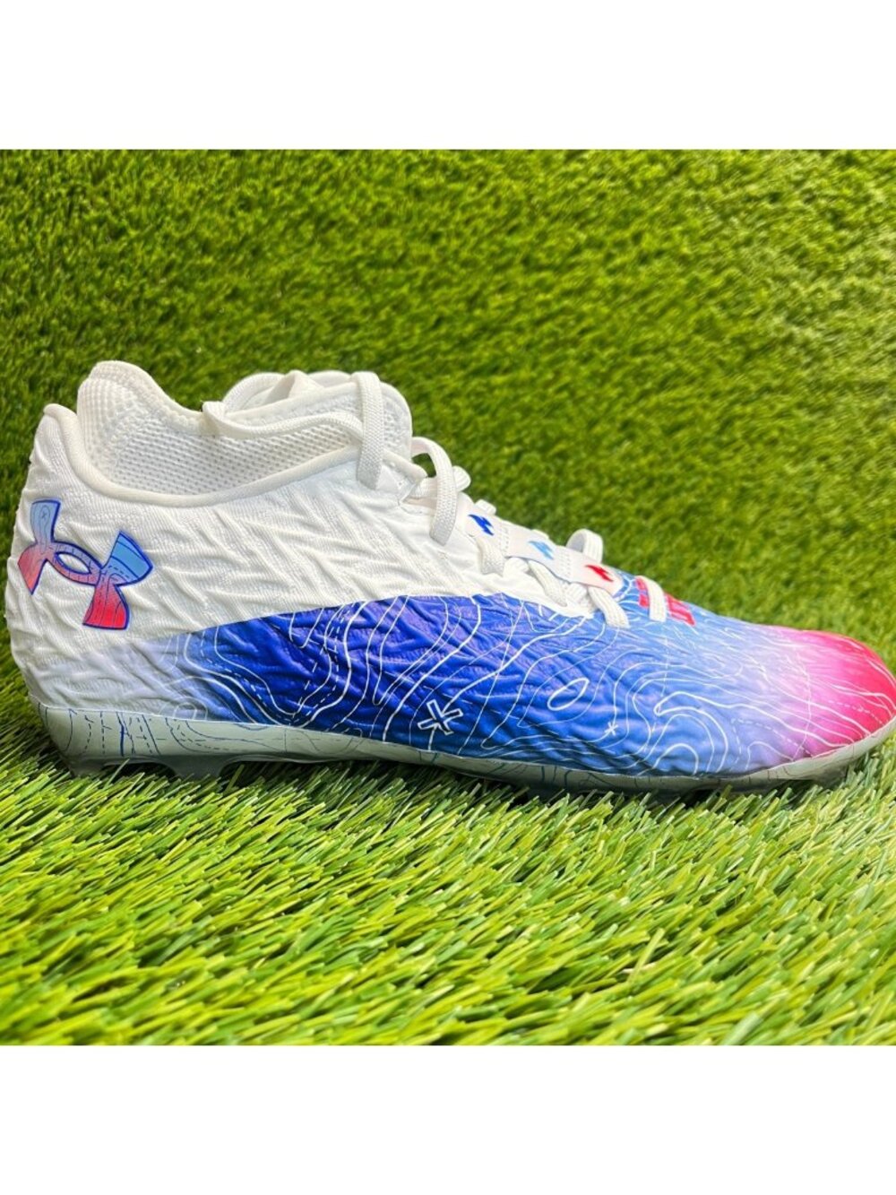Under Armour Spotlight Clone 4 MC TX Mens Size 8 Pink Blue White Football Cleats